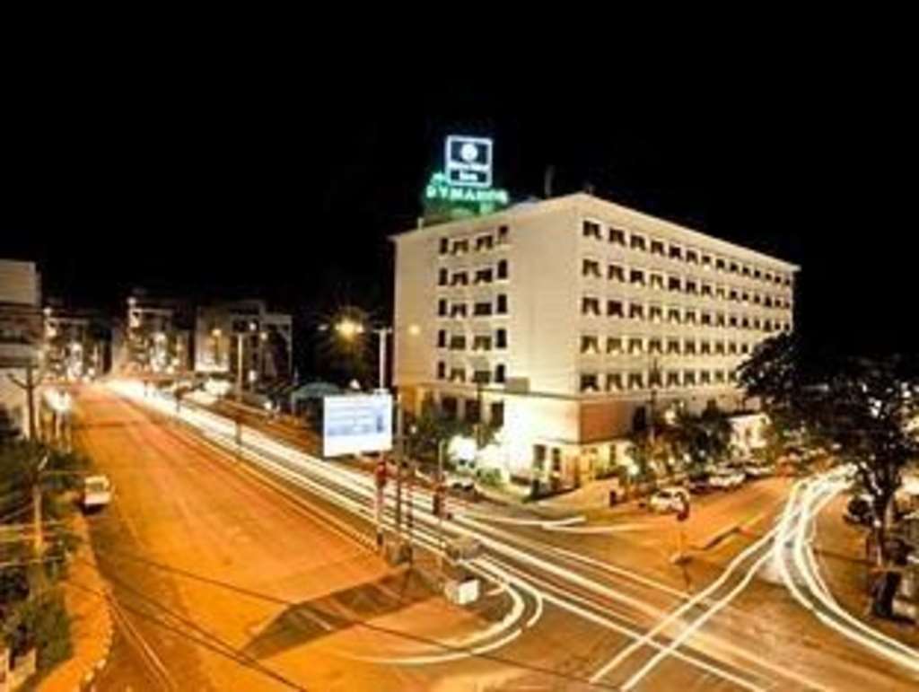 Quality Hotel D V Manor Vidzsajavádá Kültér fotó
